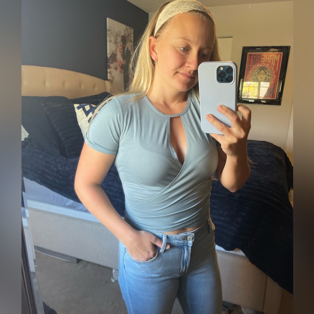 Lululemon blue short sleeve Top